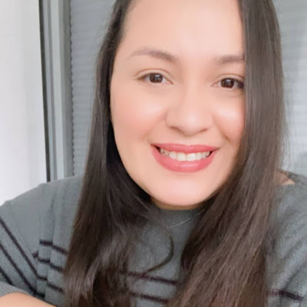 Meet your Posher, Stephany